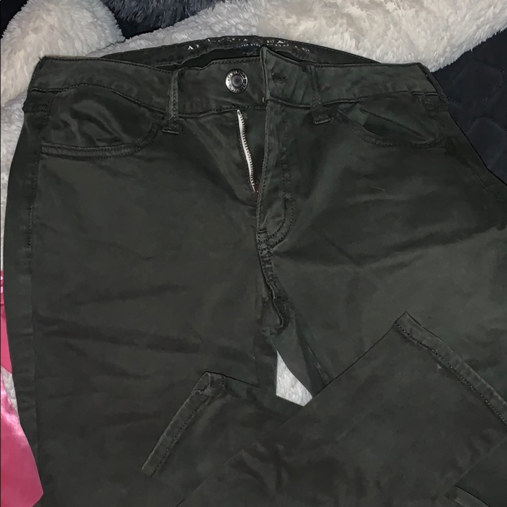 AMERICAN EAGLE GREEN JEANS